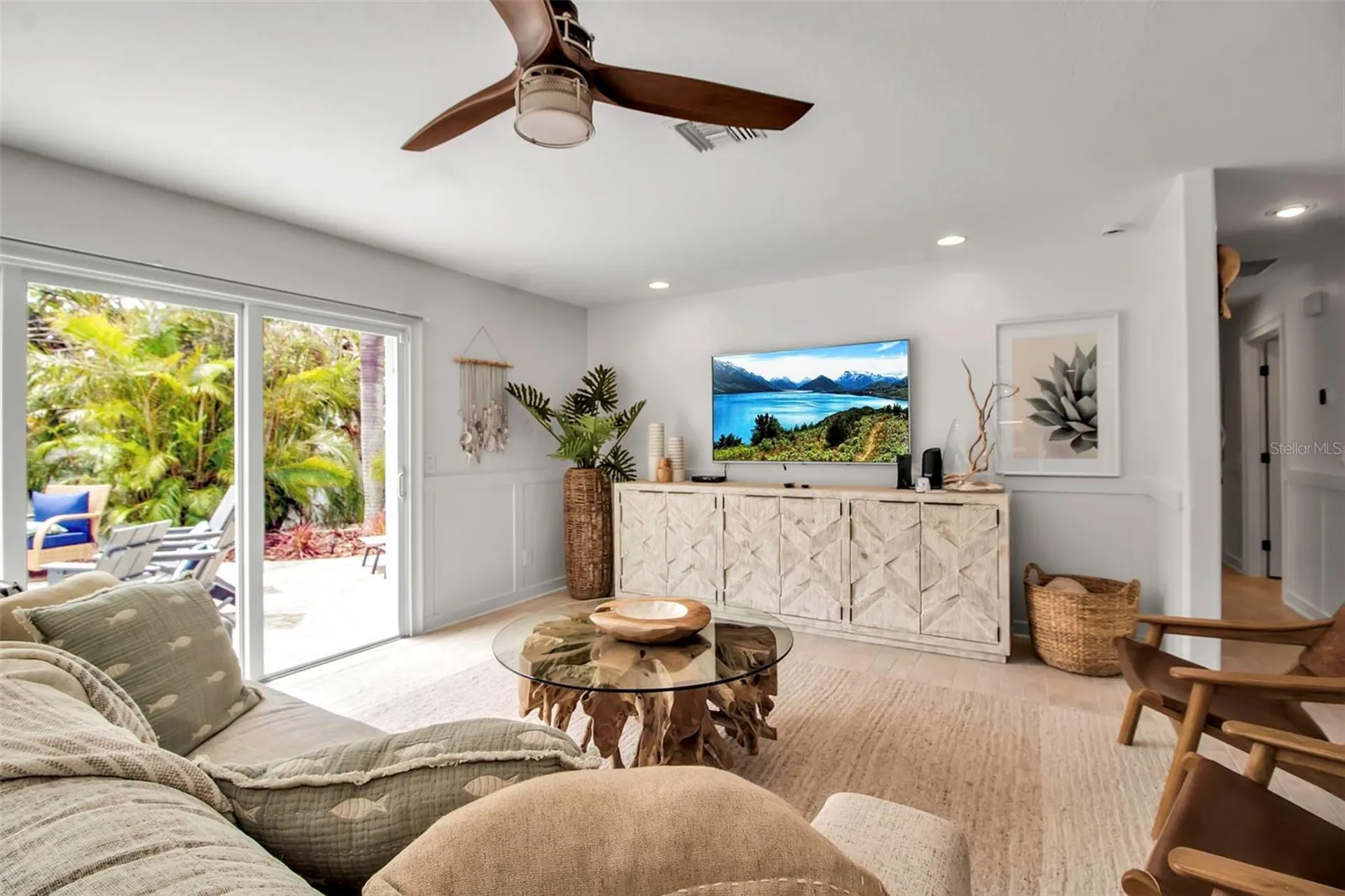 207 Peacock Lane Holmes Beach FL 34217