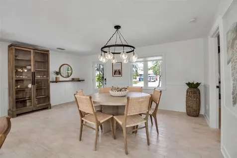 207 Peacock Lane Holmes Beach FL 34217
