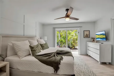 207 Peacock Lane Holmes Beach FL 34217
