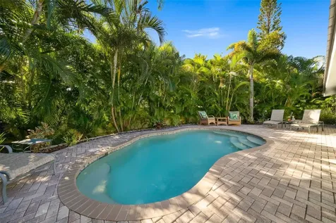 207 Peacock Lane Holmes Beach FL 34217