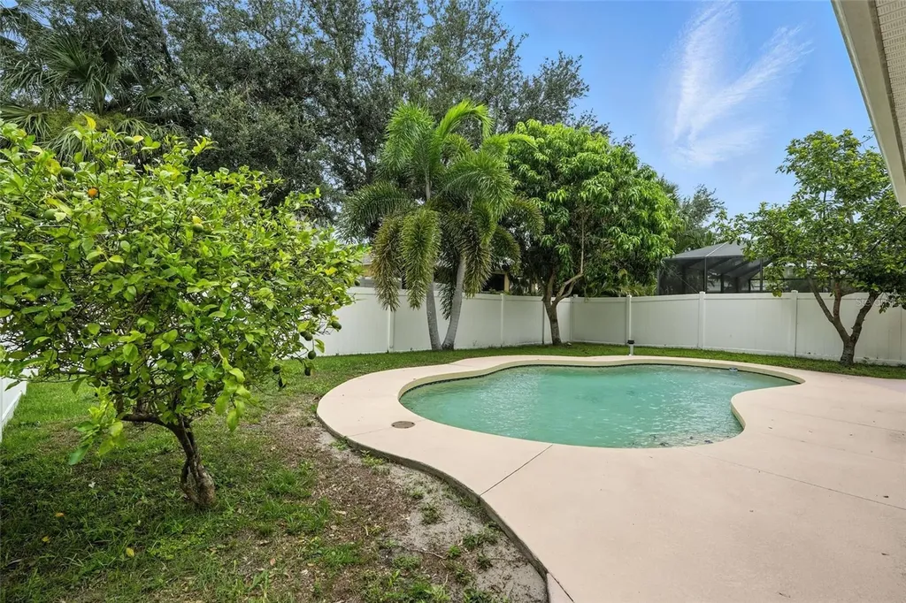 10043 Winding River Road Punta Gorda FL 33950