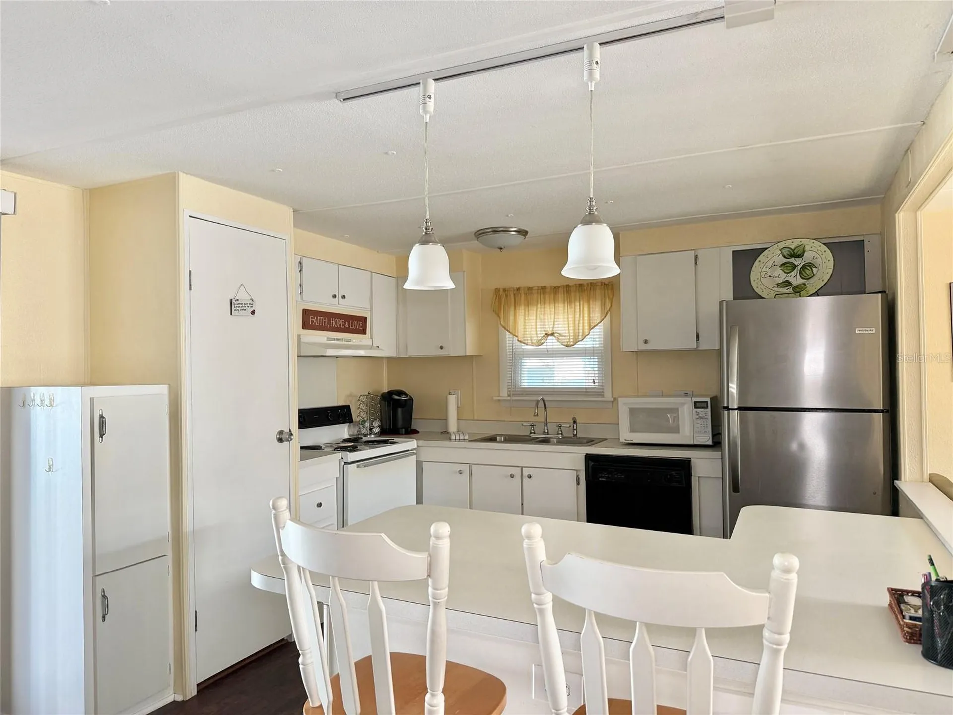 34648 Sweetpea Lane Zephyrhills FL 33541