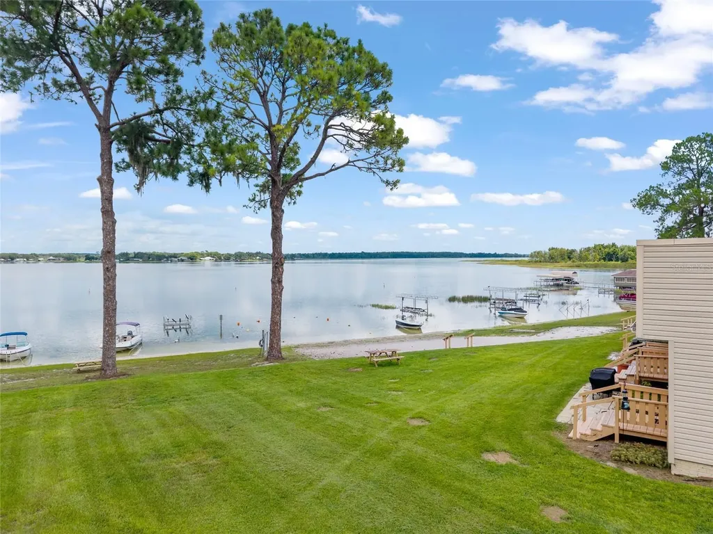 11001 SE Sunset Harbor Road Summerfield FL 34491