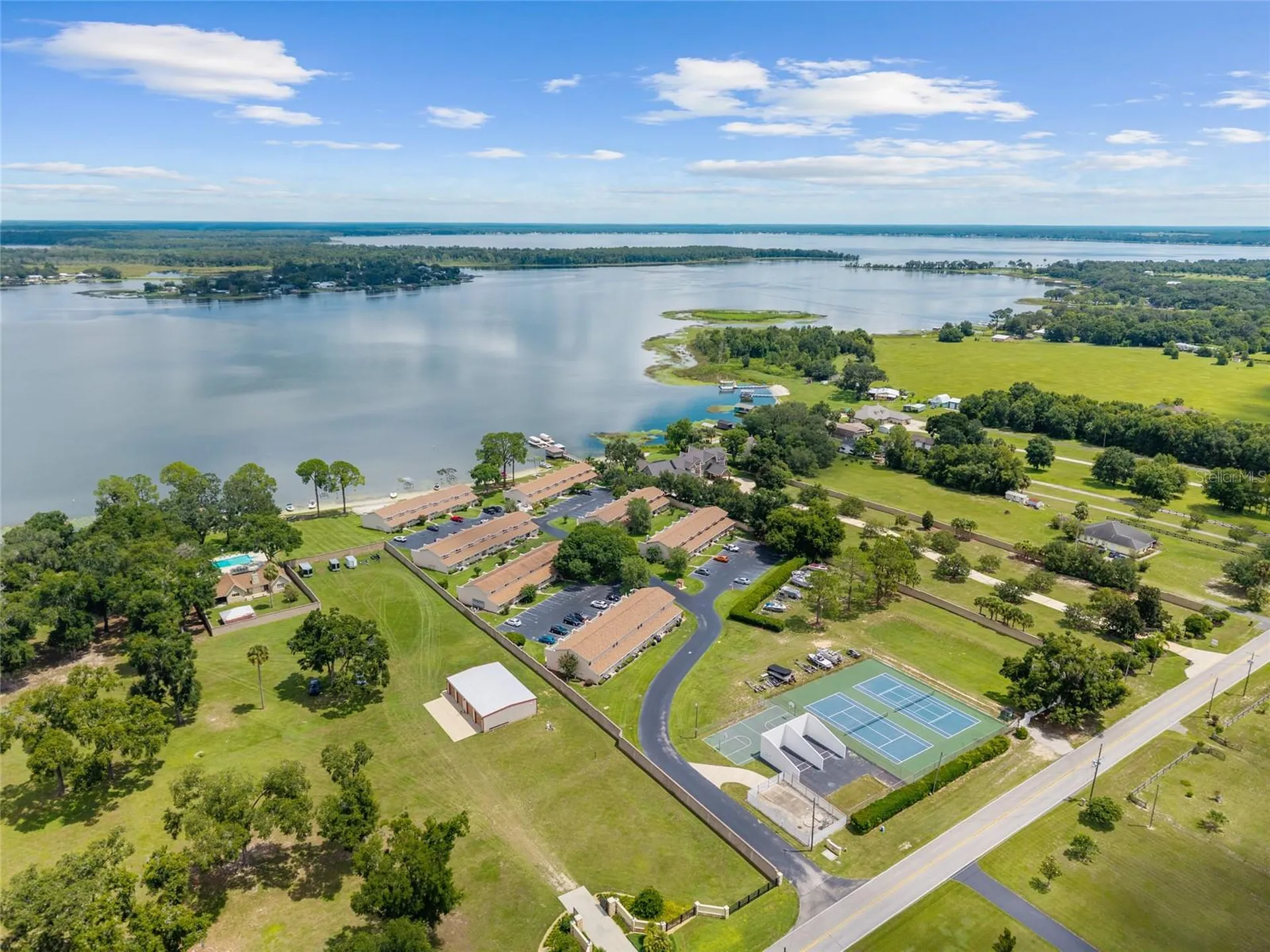 11001 SE Sunset Harbor Road Summerfield FL 34491