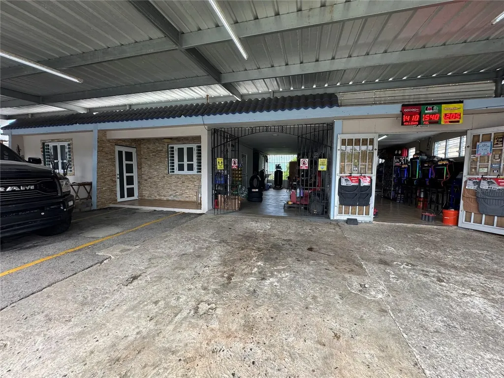 Carr 140 Km 38.9 Utuado PR 00641