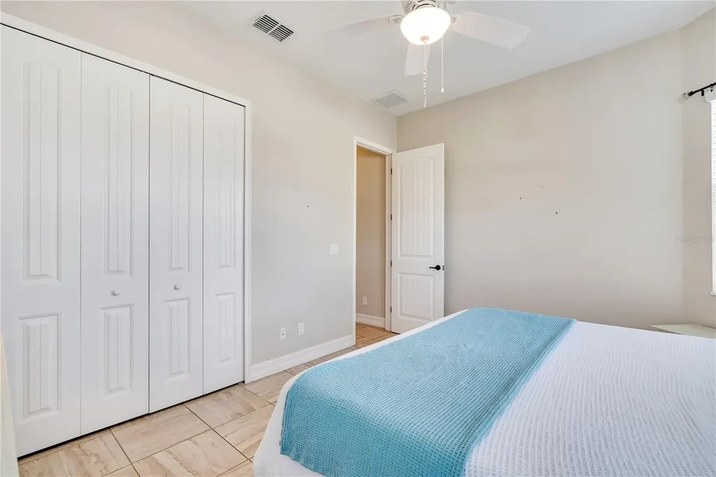 6615 35th Court E Sarasota FL 34243