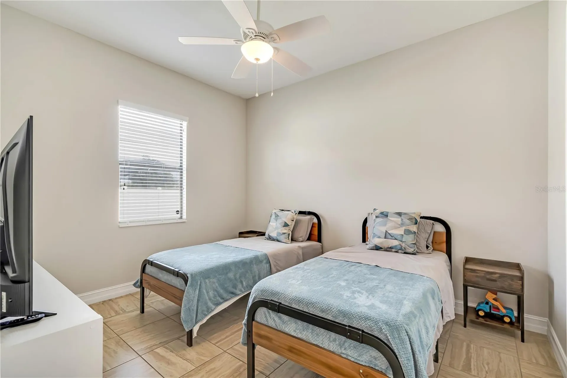 6615 35th Court E Sarasota FL 34243
