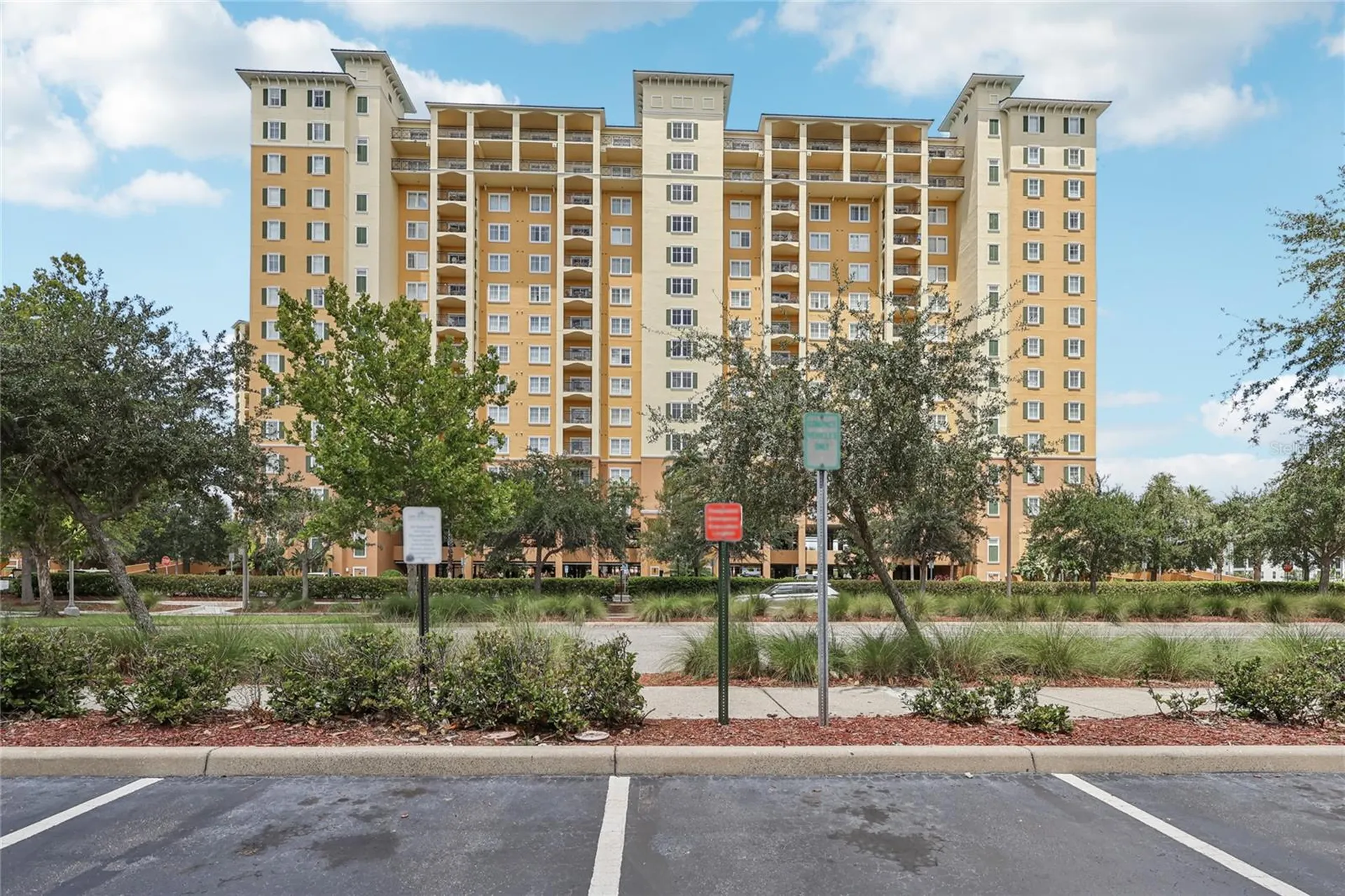 8101 Resort Village Drive Orlando FL 32821
