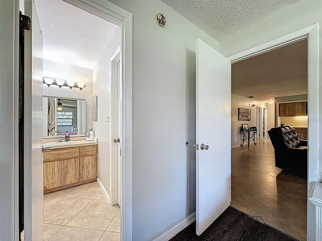 15438/15440 Azra Drive Odessa FL 33556