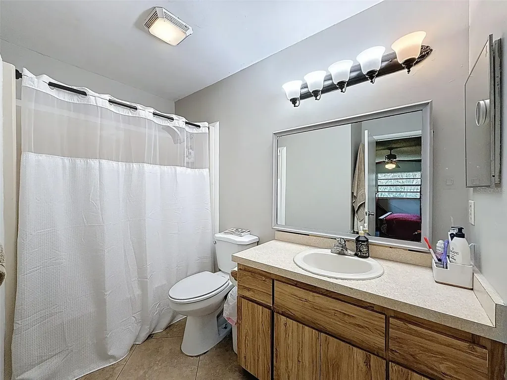 15438/15440 Azra Drive Odessa FL 33556
