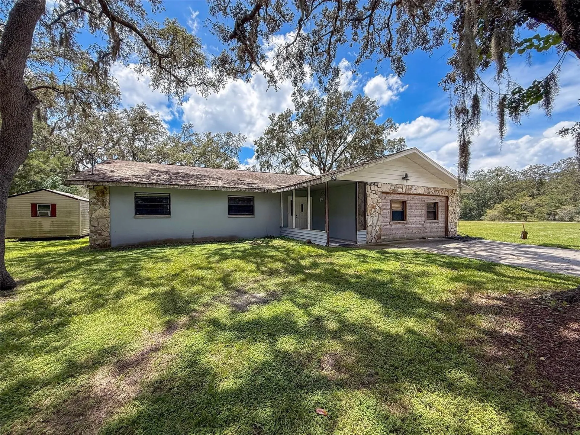 15438/15440 Azra Drive Odessa FL 33556