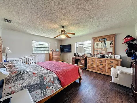 15438/15440 Azra Drive Odessa FL 33556