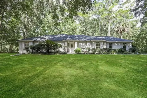 16633 N Highway 329 Reddick FL 32686