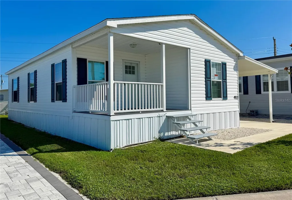 4822 Tri Par Drive Sarasota FL 34234