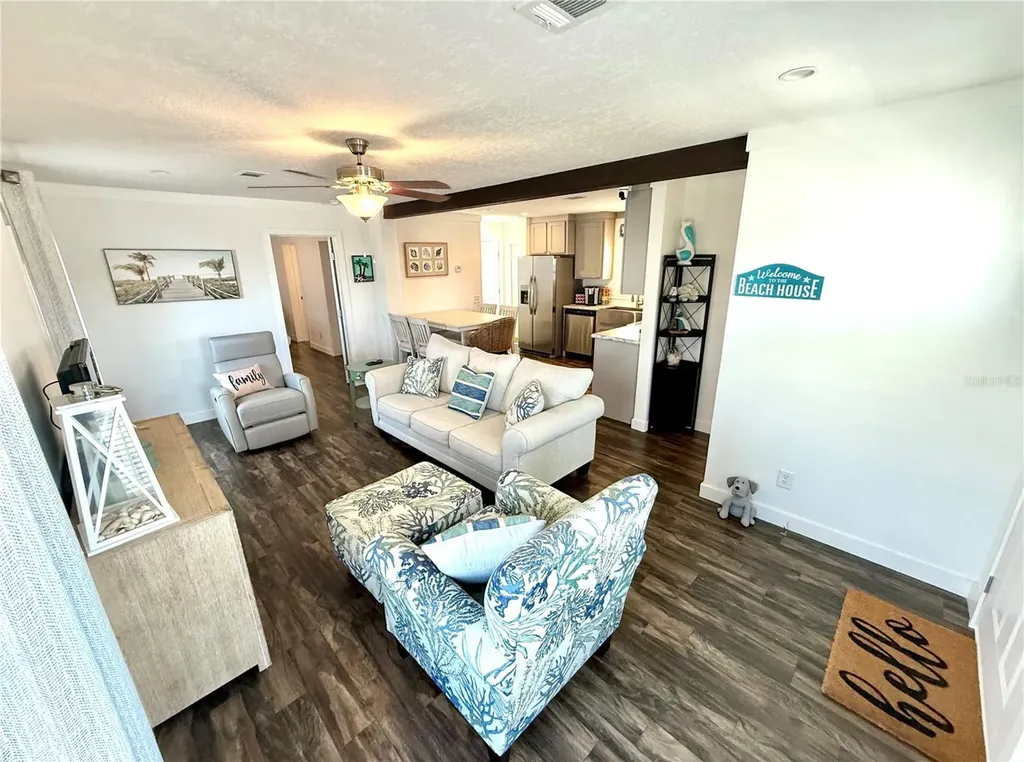 4822 Tri Par Drive Sarasota FL 34234