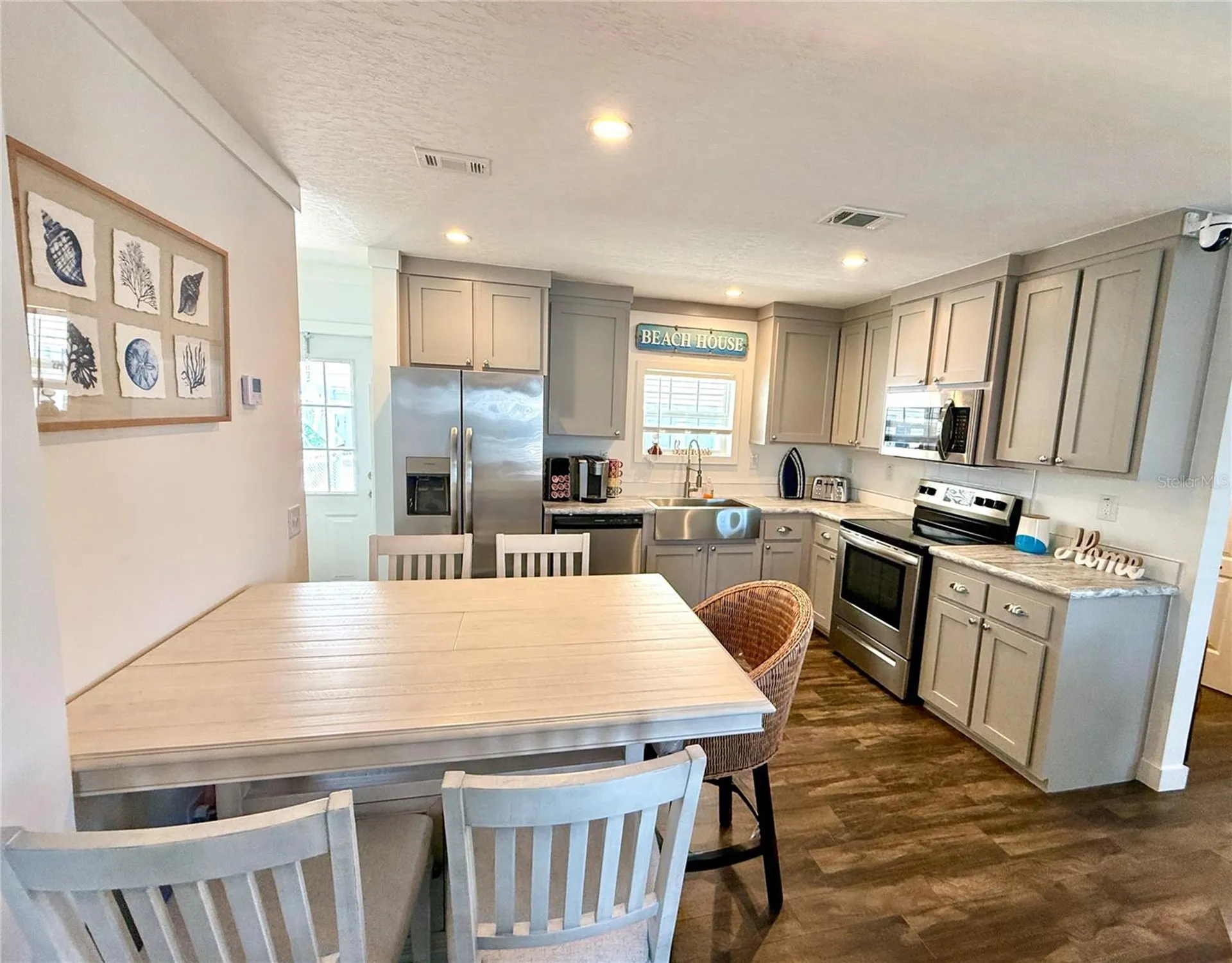 4822 Tri Par Drive Sarasota FL 34234