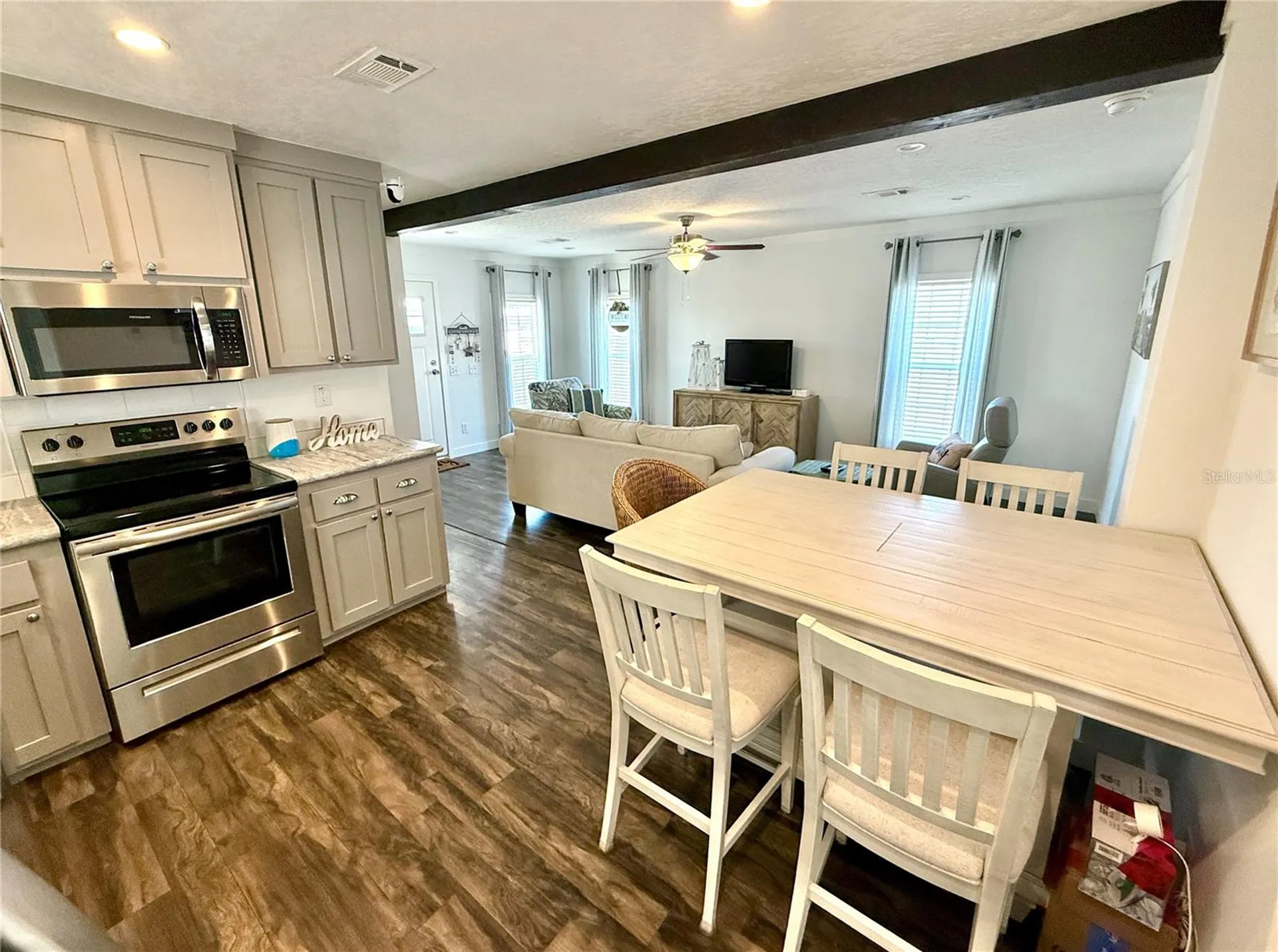 4822 Tri Par Drive Sarasota FL 34234