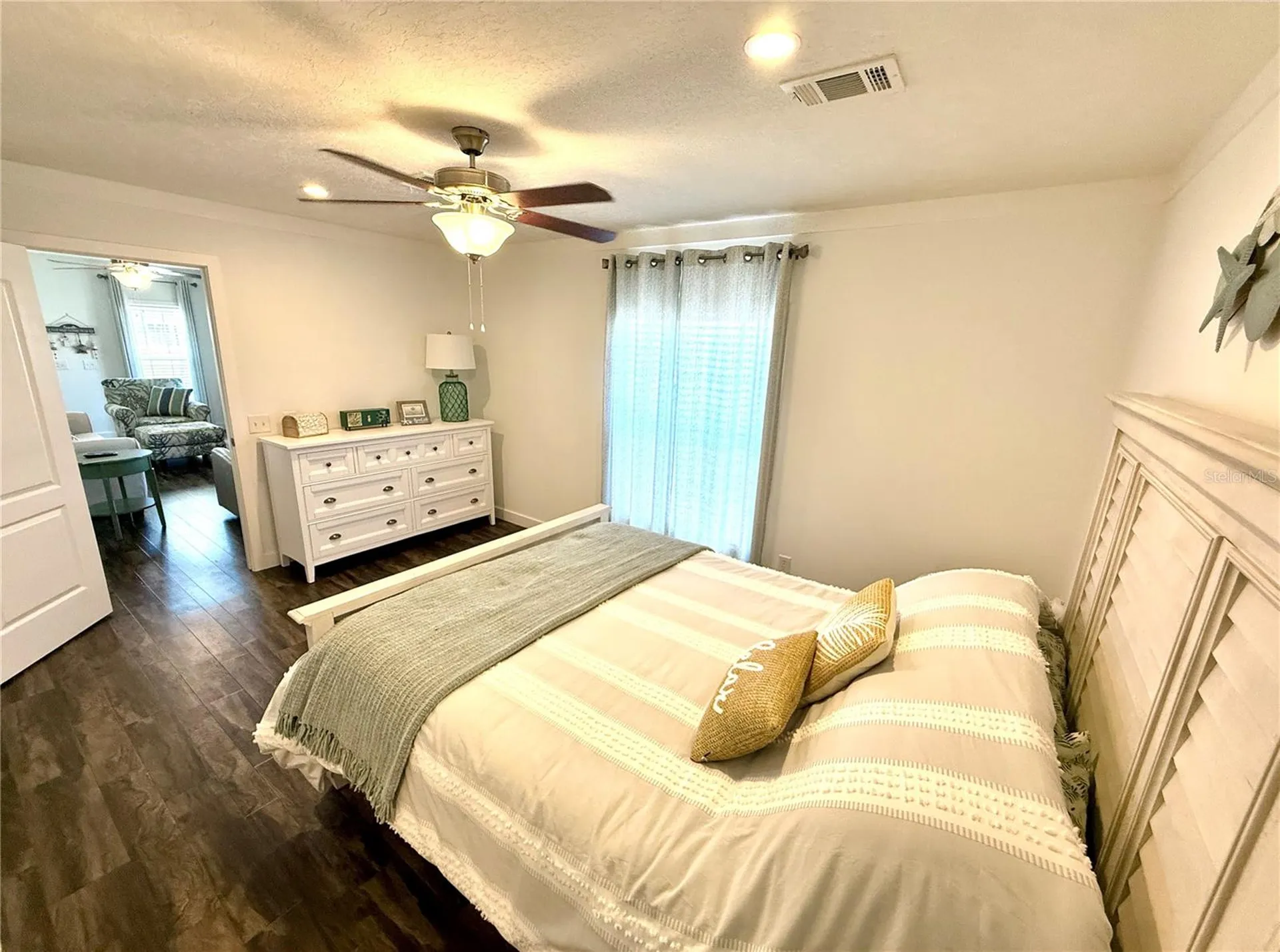 4822 Tri Par Drive Sarasota FL 34234