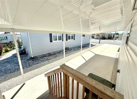 4822 Tri Par Drive Sarasota FL 34234