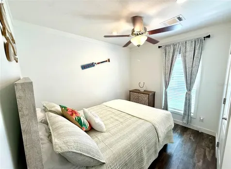 4822 Tri Par Drive Sarasota FL 34234