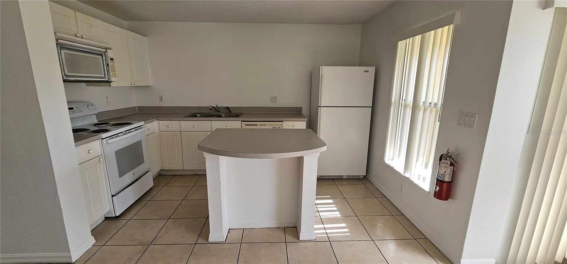 2836 Club Cortile Circle Kissimmee FL 34746
