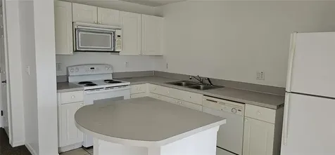 2836 Club Cortile Circle Kissimmee FL 34746