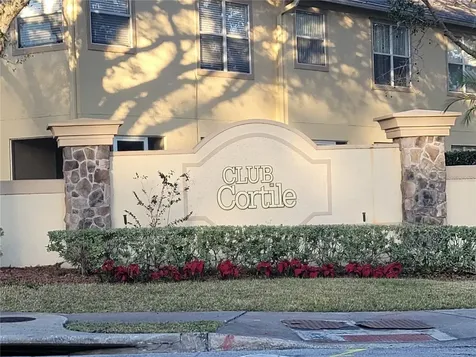 2836 Club Cortile Circle Kissimmee FL 34746