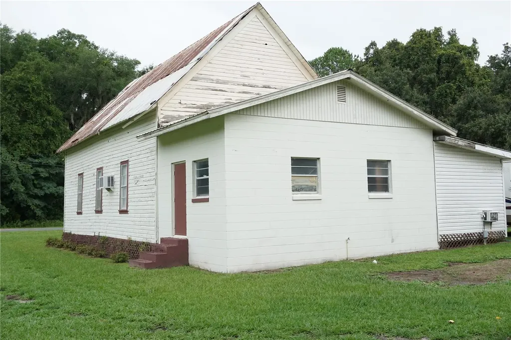 12701 NW 38th Avenue Reddick FL 32686