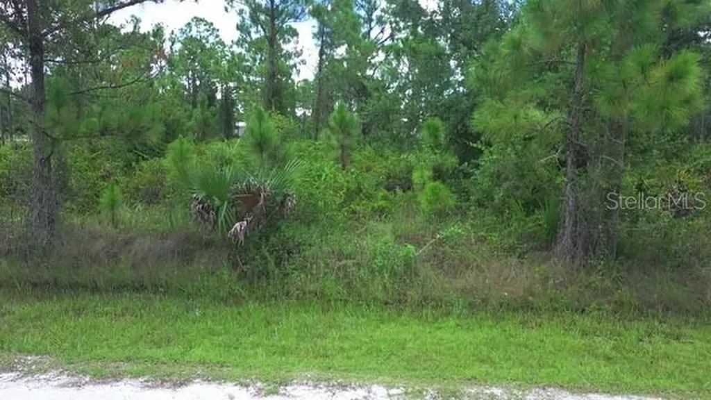 28072 Crestwood Drive Punta Gorda FL 33955