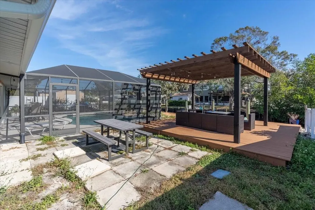 524 Palm Avenue Ellenton FL 34222
