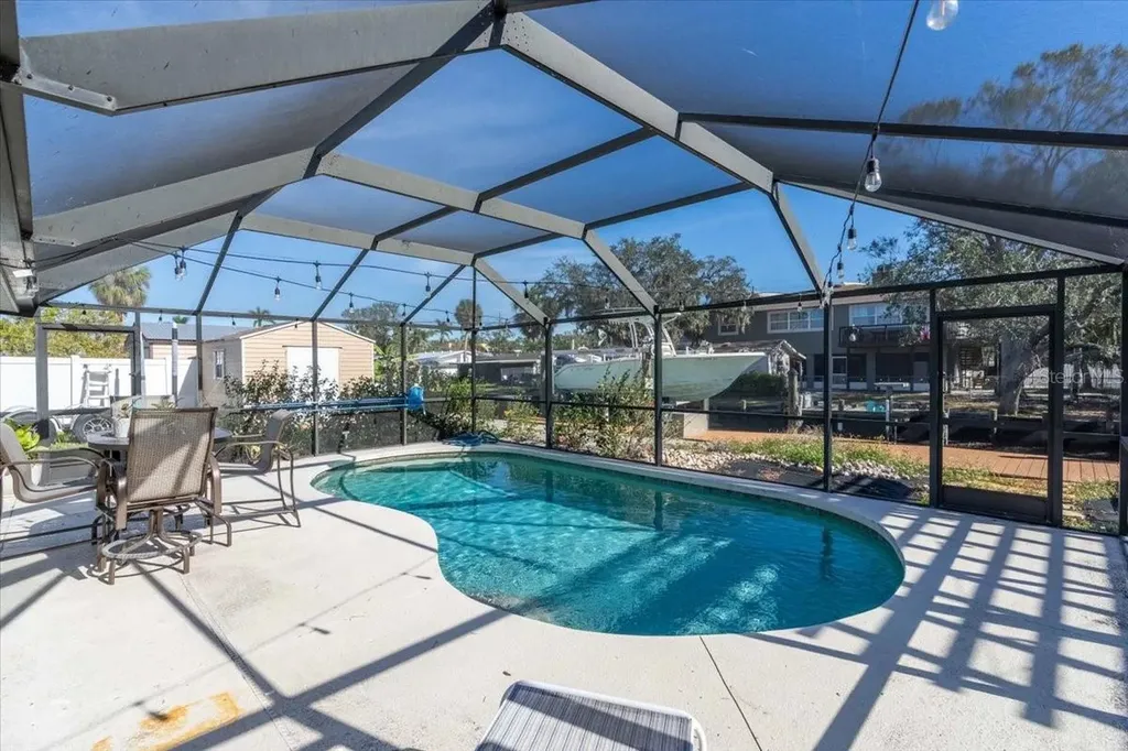 524 Palm Avenue Ellenton FL 34222