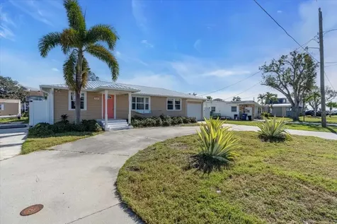 524 Palm Avenue Ellenton FL 34222