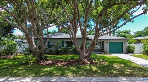 3736 23rd Avenue N St Petersburg FL 33713