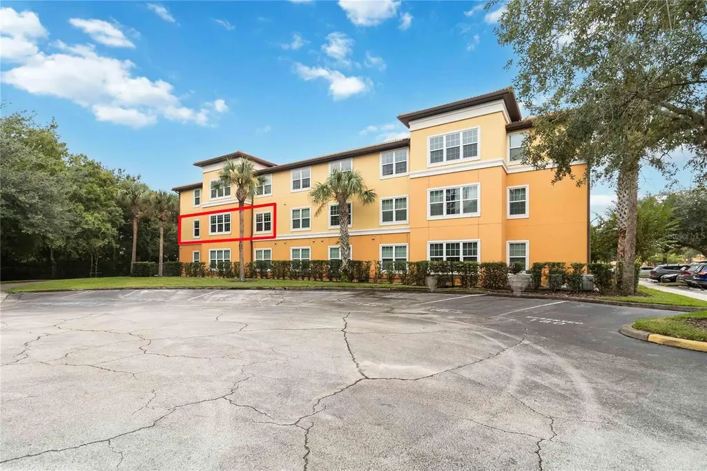 5459 Vineland Road Orlando FL 32811