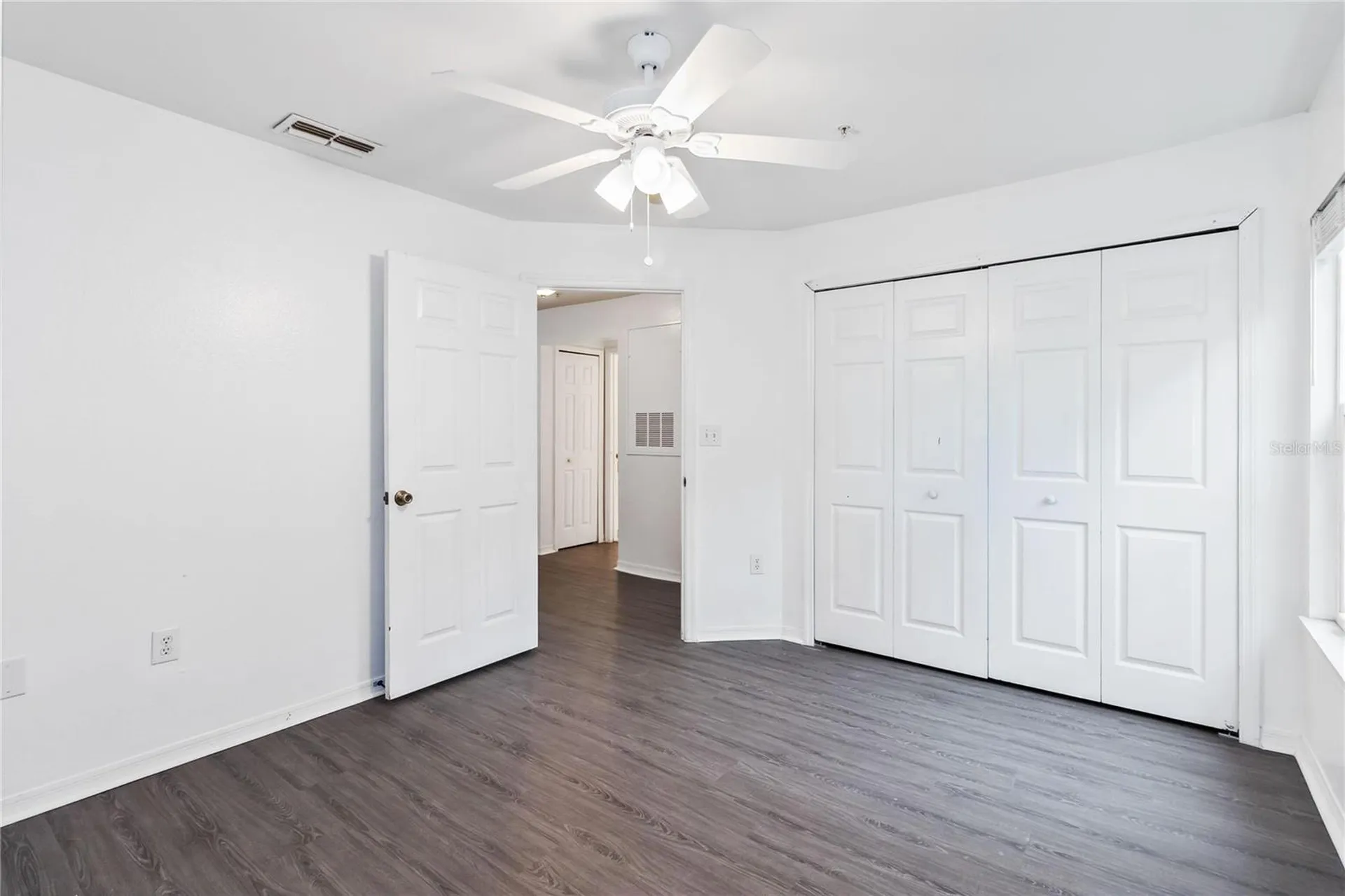5459 Vineland Road Orlando FL 32811
