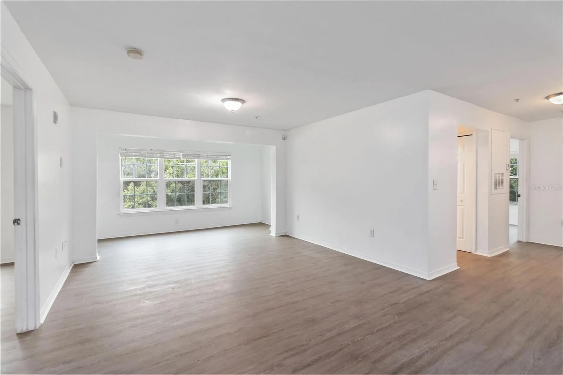 5459 Vineland Road Orlando FL 32811