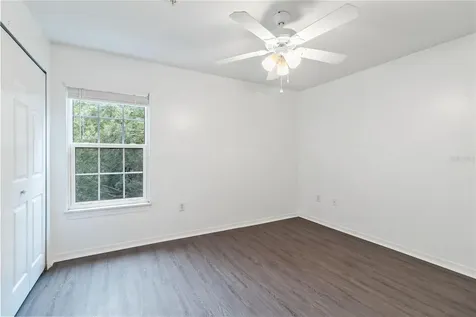 5459 Vineland Road Orlando FL 32811