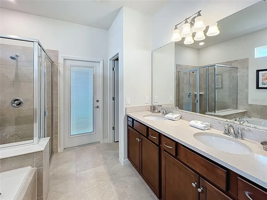 2290 Lelani Circle Davenport FL 33897