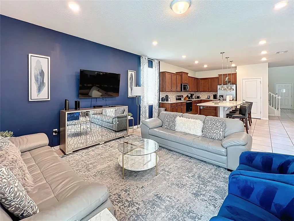 2290 Lelani Circle Davenport FL 33897