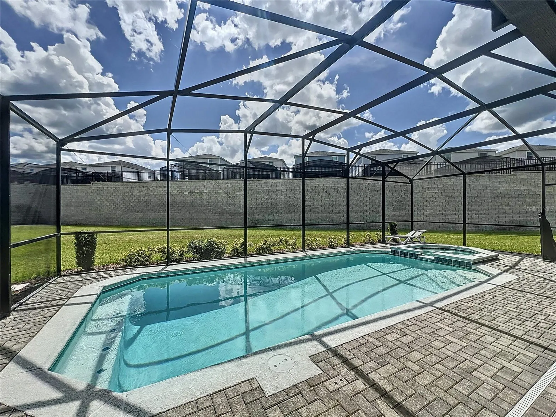 2290 Lelani Circle Davenport FL 33897