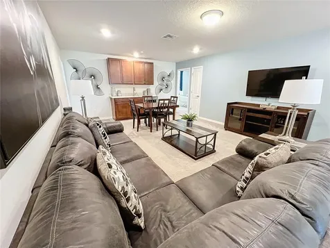 2290 Lelani Circle Davenport FL 33897