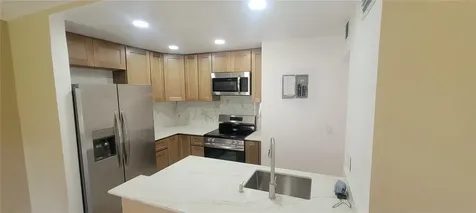 180 Magnolia Woods Court Deltona FL 32725