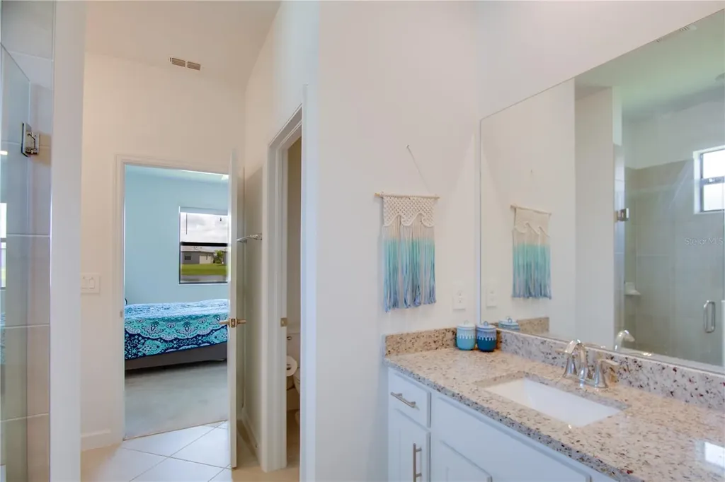 5537 Tidal Breeze Cove Bradenton FL 34211