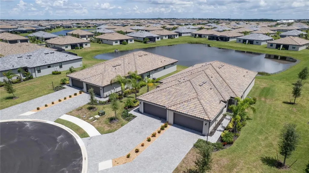 5537 Tidal Breeze Cove Bradenton FL 34211
