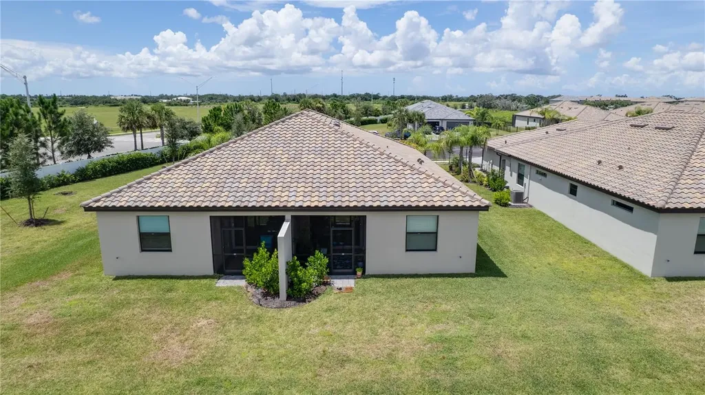 5537 Tidal Breeze Cove Bradenton FL 34211