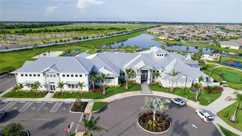 5537 Tidal Breeze Cove Bradenton FL 34211