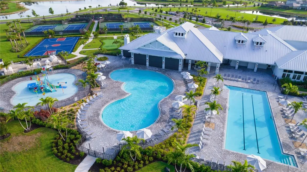 5537 Tidal Breeze Cove Bradenton FL 34211