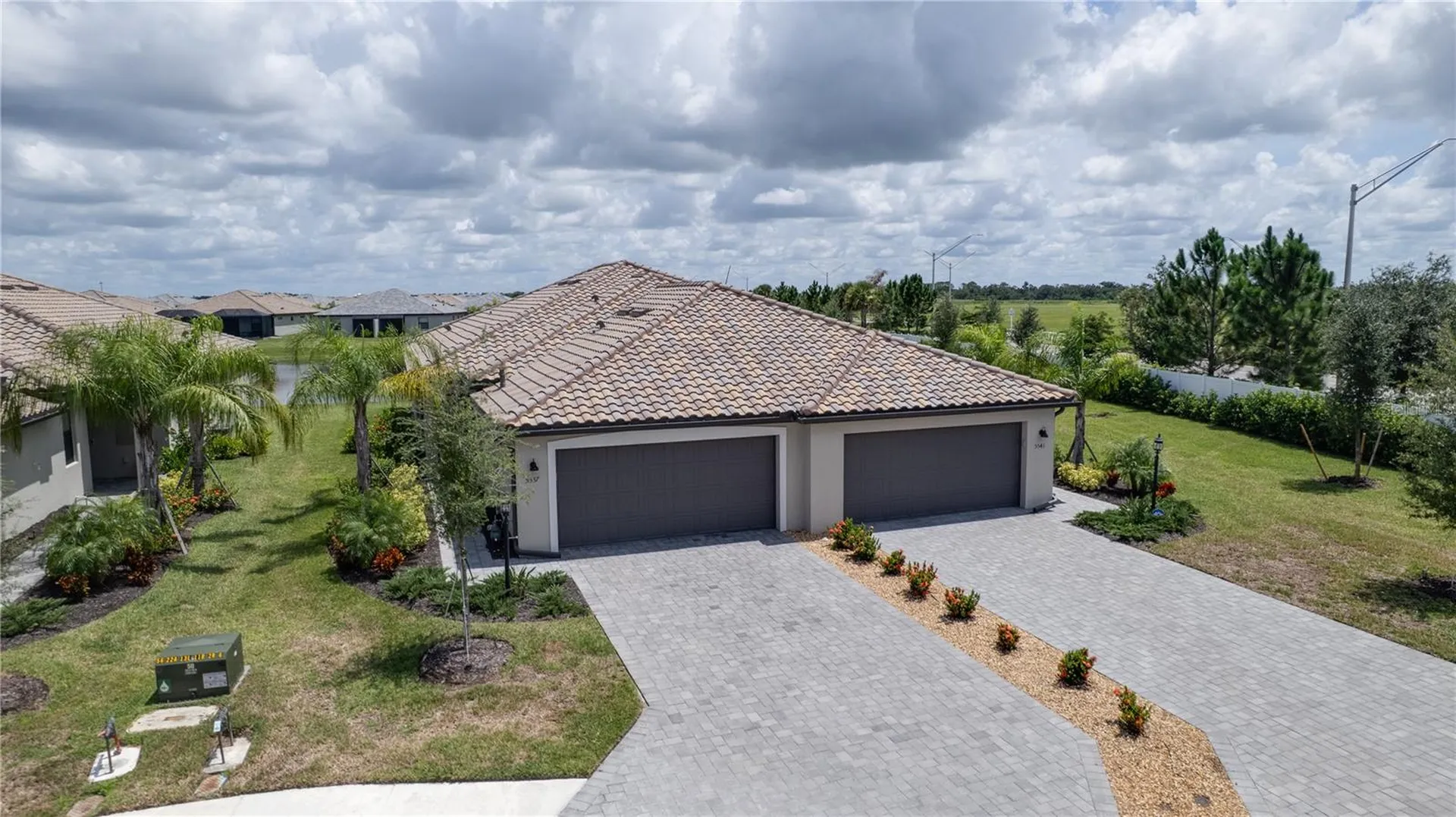 5537 Tidal Breeze Cove Bradenton FL 34211