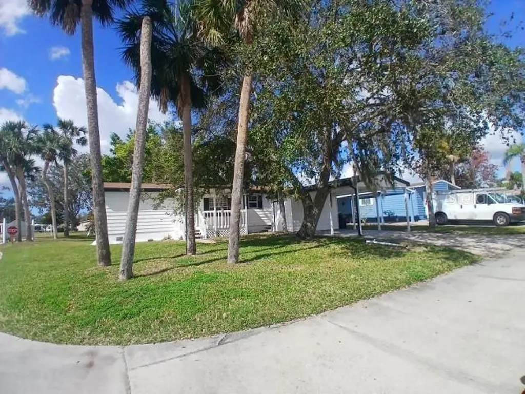 61 Mourningdove Court Ellenton FL 34222