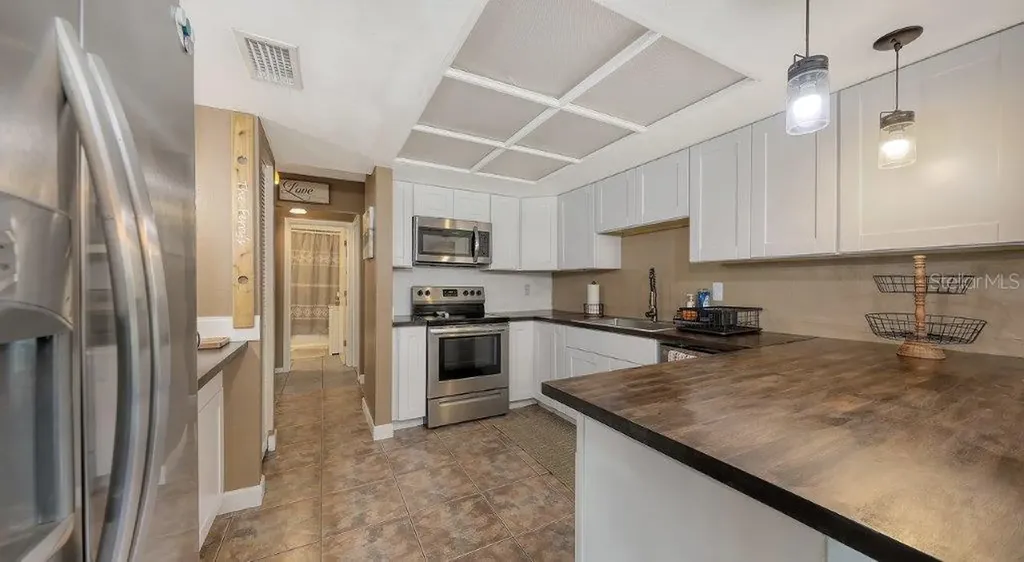 3963 Palau Drive Sarasota FL 34241